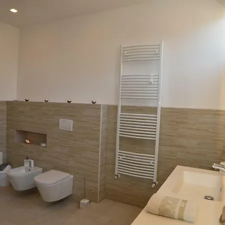 Appartement In Alessia *